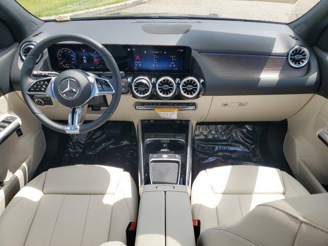 new 2025 Mercedes-Benz GLA 250 car, priced at $48,995