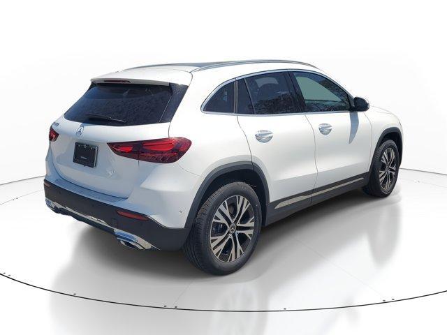 new 2025 Mercedes-Benz GLA 250 car, priced at $46,680