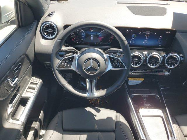 new 2025 Mercedes-Benz GLA 250 car, priced at $46,680