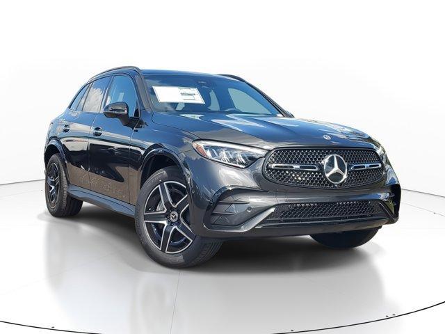 new 2025 Mercedes-Benz GLC 300 car, priced at $58,985