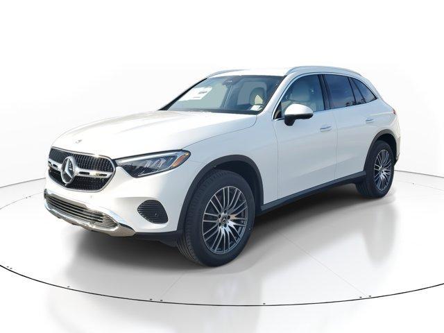 new 2025 Mercedes-Benz GLC 300 car, priced at $51,385