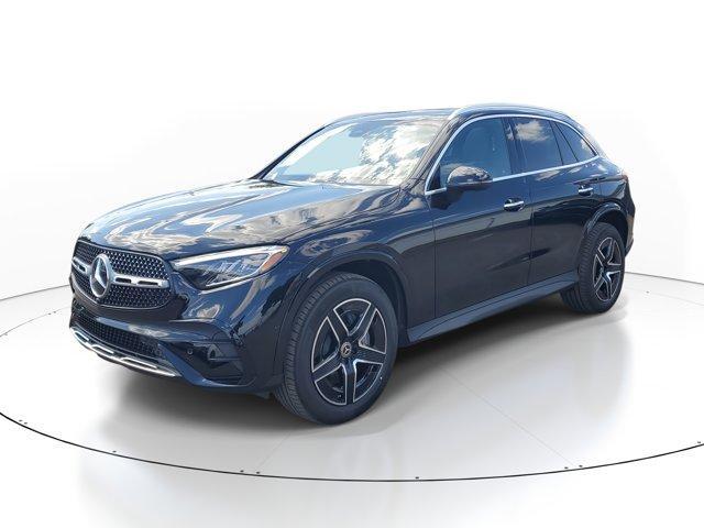 new 2025 Mercedes-Benz GLC 300 car, priced at $55,835