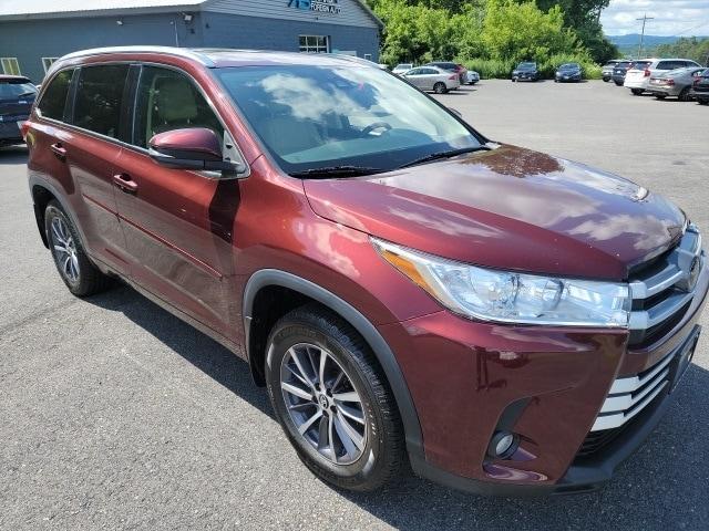 used 2017 Toyota Highlander car, priced at $19,555