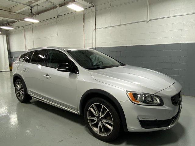 used 2018 Volvo V60 Cross Country car, priced at $21,977