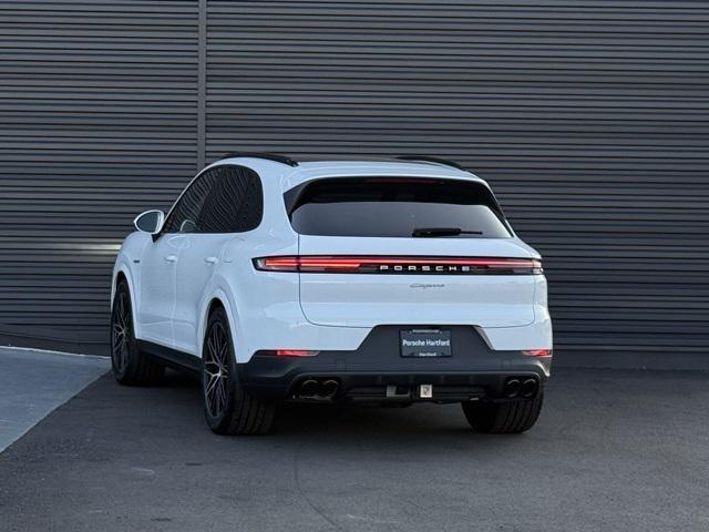 new 2025 Porsche Cayenne car, priced at $123,085