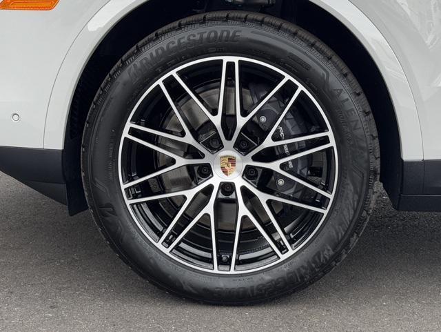 new 2026 Porsche Cayenne car, priced at $106,640