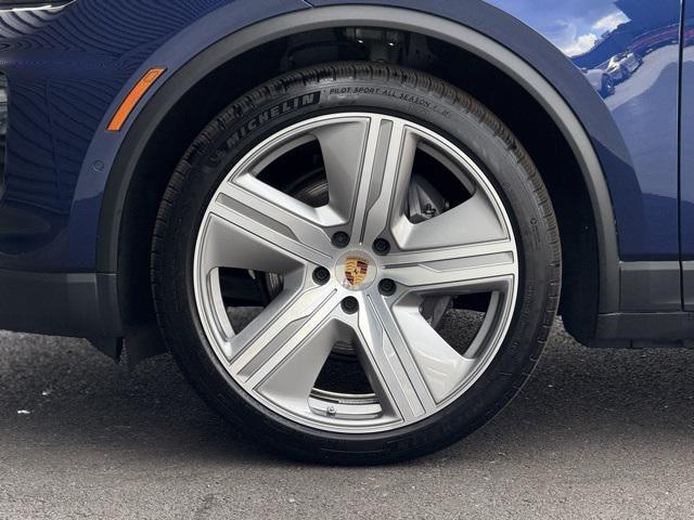 new 2024 Porsche Macan car, priced at $102,890