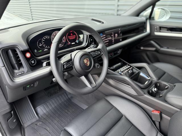 new 2025 Porsche Cayenne car, priced at $106,255