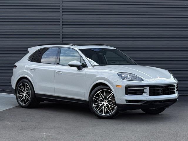 new 2025 Porsche Cayenne car, priced at $106,255