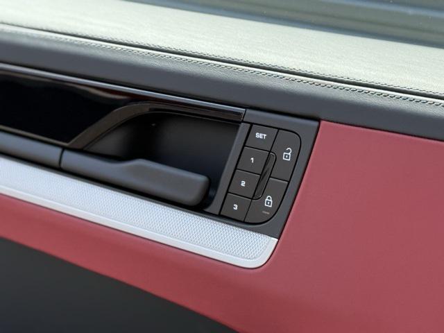 new 2025 Porsche Cayenne car, priced at $110,905