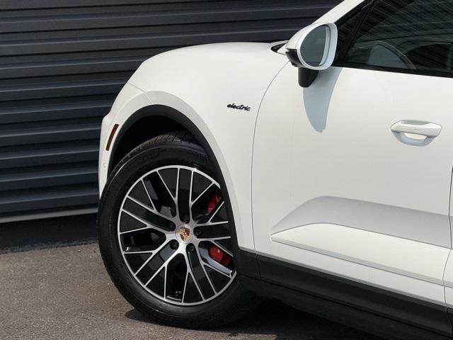 new 2025 Porsche Macan car, priced at $103,085