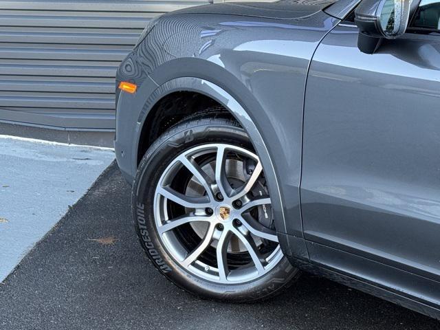 used 2025 Porsche Cayenne car, priced at $91,599