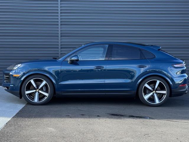 new 2024 Porsche Cayenne car, priced at $112,020