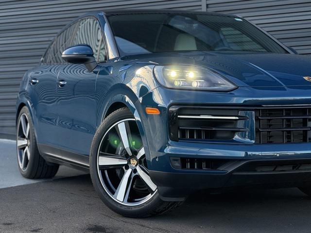 new 2024 Porsche Cayenne car, priced at $112,020