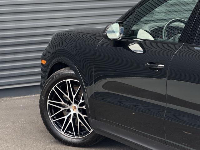 used 2025 Porsche Cayenne car, priced at $87,875