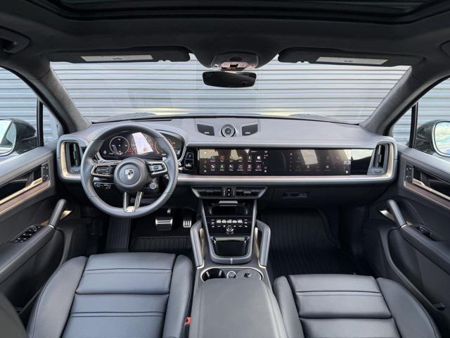 new 2025 Porsche Cayenne car, priced at $185,125