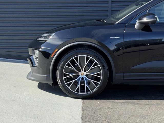 new 2025 Porsche Macan car, priced at $95,365