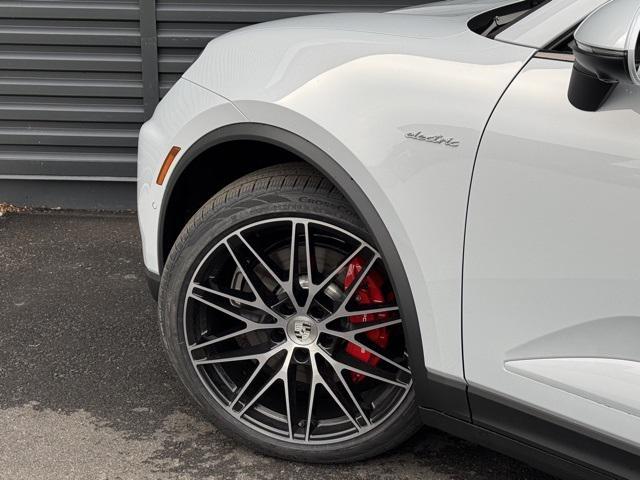 new 2025 Porsche Macan car, priced at $111,205