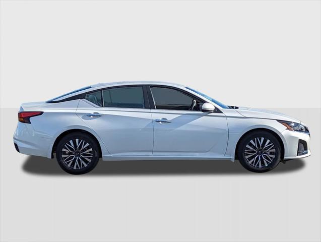 new 2025 Nissan Altima car, priced at $28,190