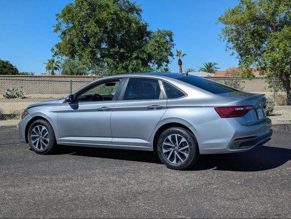 used 2023 Volkswagen Jetta car, priced at $16,125
