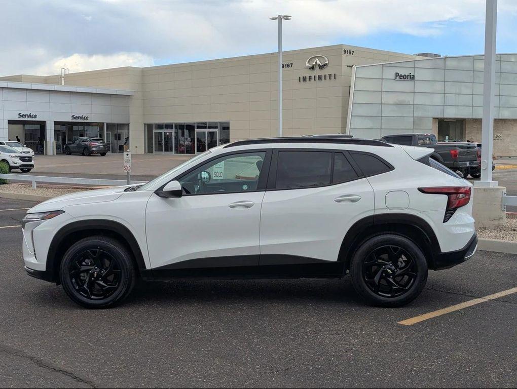 used 2024 Chevrolet Trax car, priced at $19,377