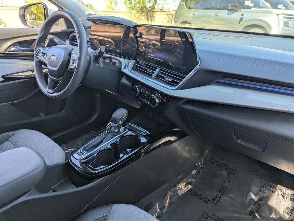 used 2024 Chevrolet Trax car, priced at $19,377