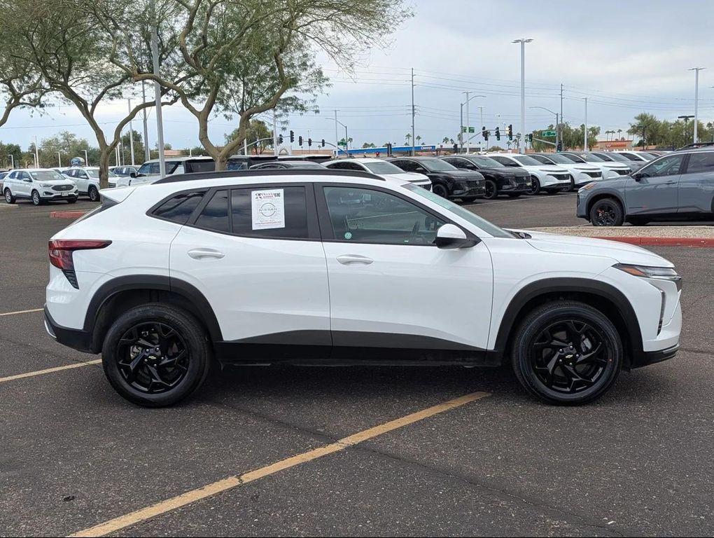 used 2024 Chevrolet Trax car, priced at $19,377