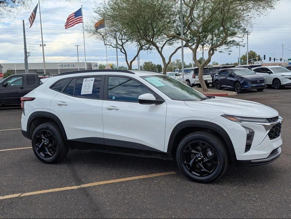 used 2024 Chevrolet Trax car, priced at $19,377