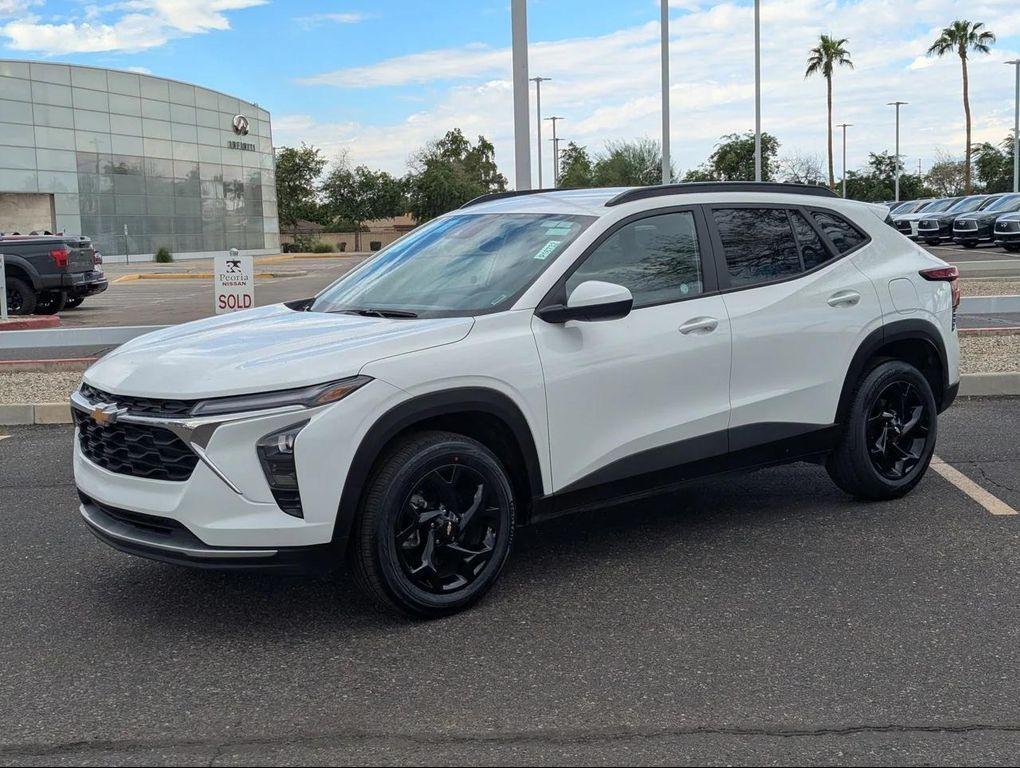 used 2024 Chevrolet Trax car, priced at $19,377