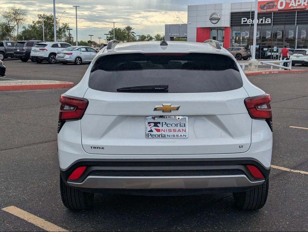 used 2024 Chevrolet Trax car, priced at $19,377