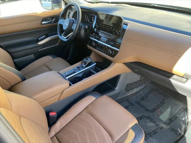 new 2025 Nissan Pathfinder car, priced at $48,419