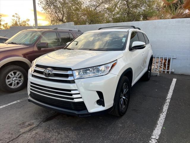 used 2019 Toyota Highlander car, priced at $23,922