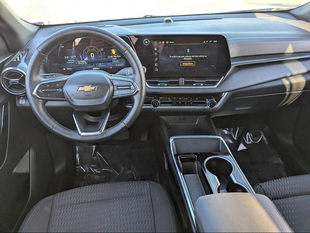 used 2025 Chevrolet Equinox car, priced at $24,835