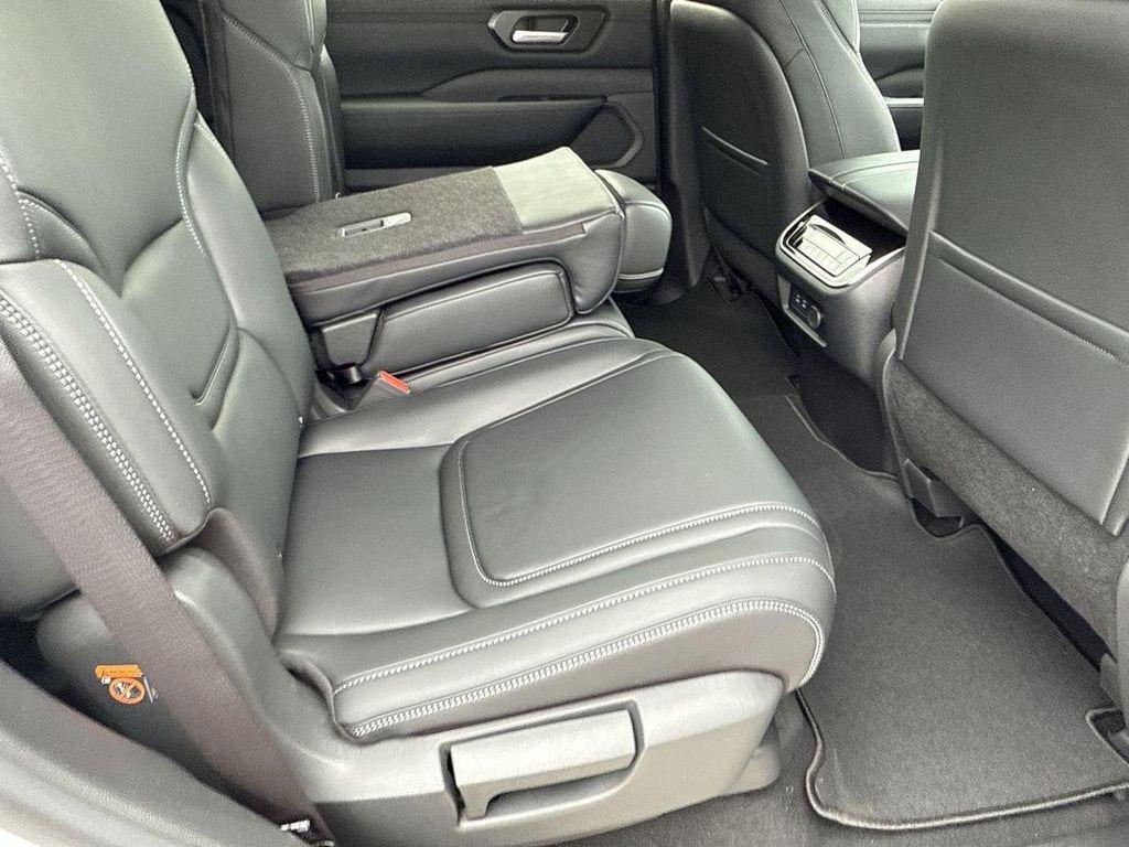 new 2026 Nissan Armada car, priced at $57,741