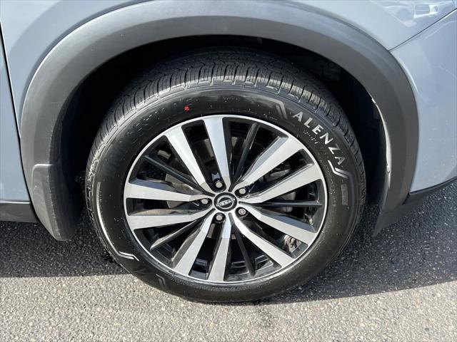 used 2023 Nissan Pathfinder car, priced at $39,777