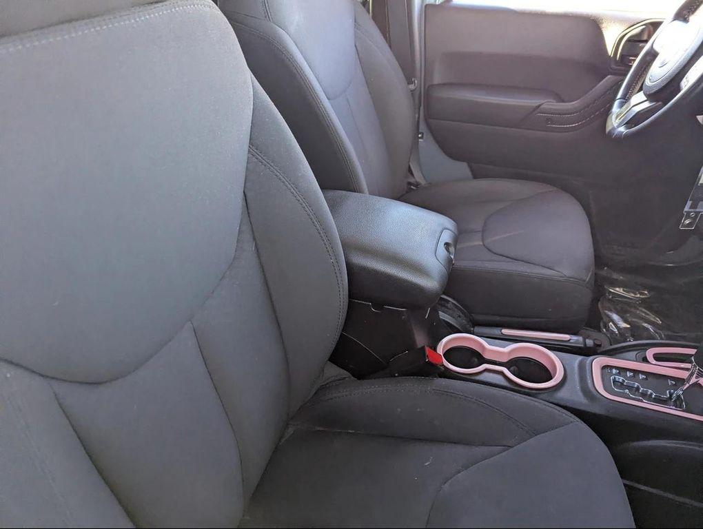 used 2014 Jeep Wrangler Unlimited car, priced at $18,477