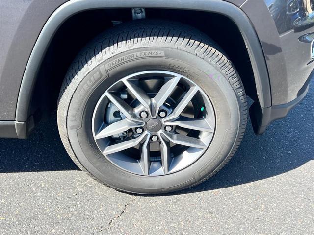 used 2021 Jeep Grand Cherokee car, priced at $27,083
