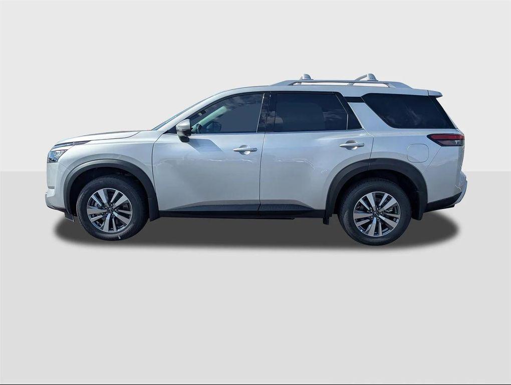 new 2025 Nissan Pathfinder car, priced at $35,621