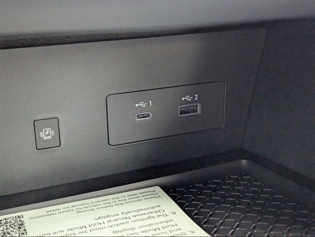 new 2025 Nissan Pathfinder car, priced at $35,621