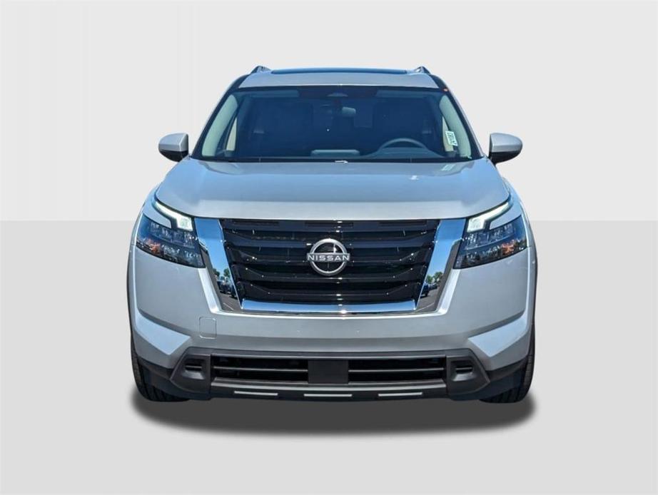 new 2024 Nissan Pathfinder car, priced at $39,878