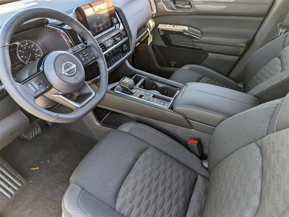 new 2024 Nissan Pathfinder car, priced at $35,334