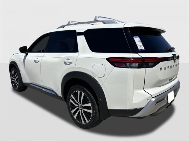 new 2024 Nissan Pathfinder car, priced at $46,825