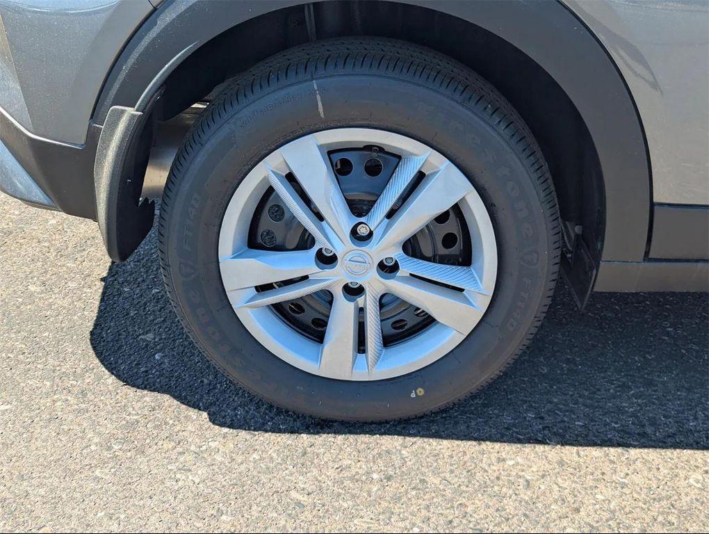 new 2025 Nissan Kicks car, priced at $19,977