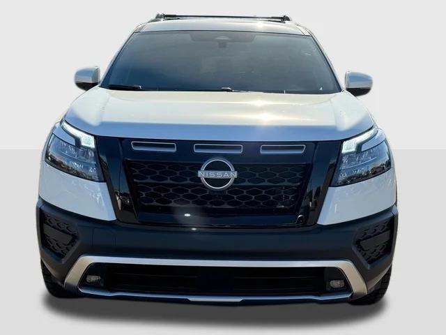 new 2025 Nissan Pathfinder car, priced at $43,977