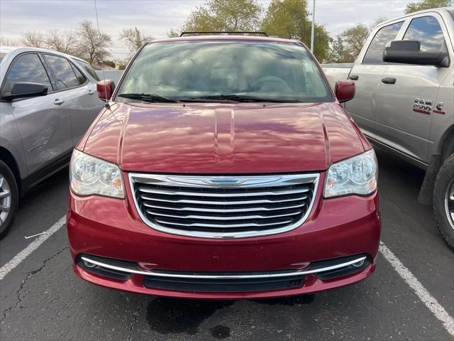 used 2015 Chrysler Town & Country car, priced at $9,786