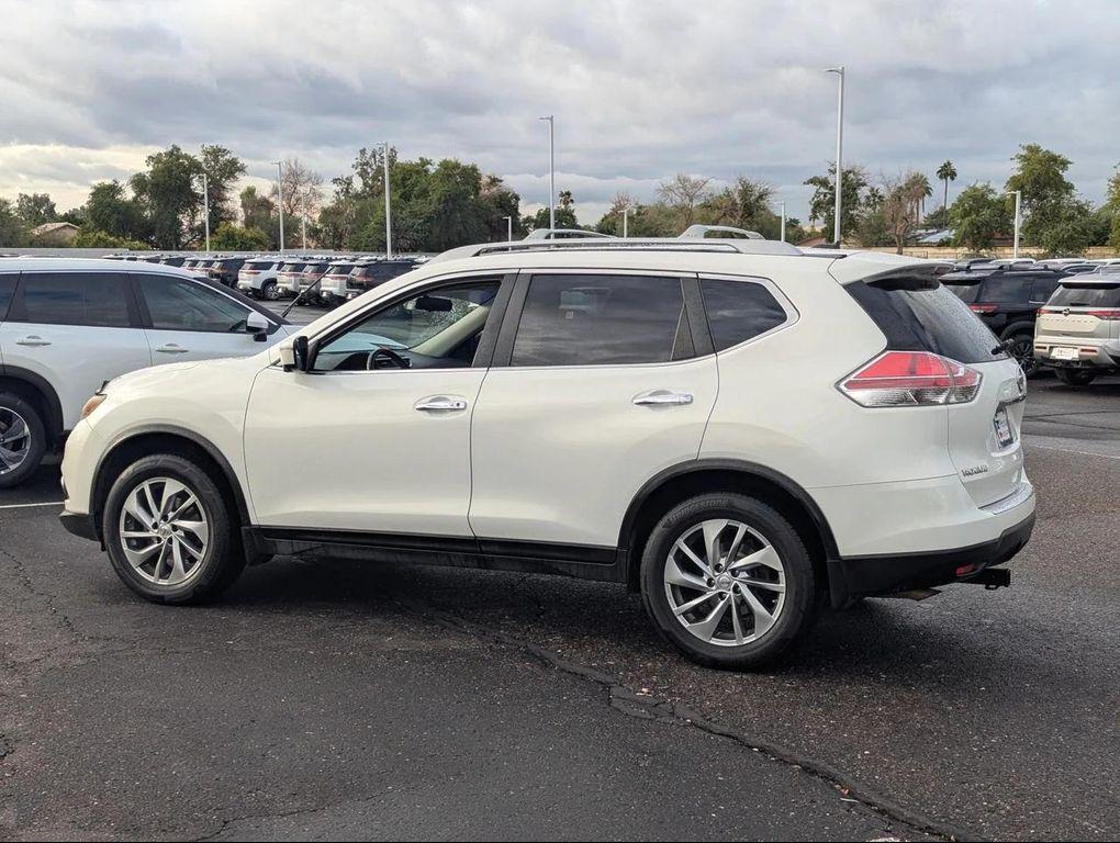 used 2014 Nissan Rogue car, priced at $7,989