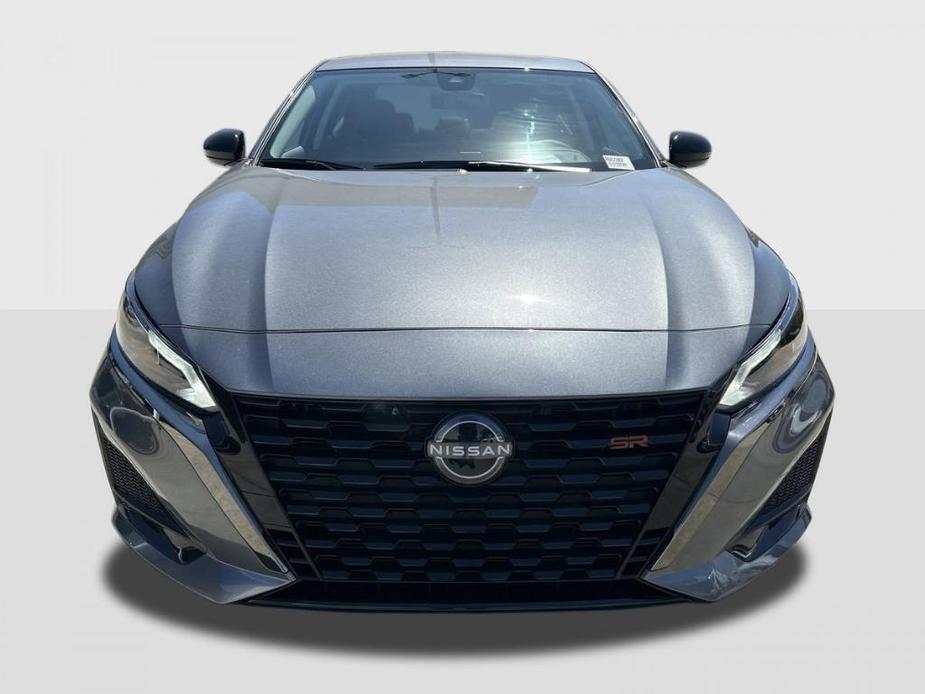 new 2024 Nissan Altima car