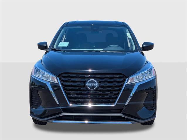 new 2025 Nissan Kicks car, priced at $21,525