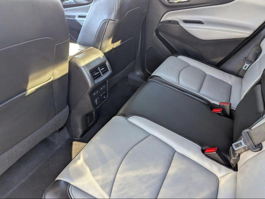 used 2018 Chevrolet Equinox car, priced at $10,892