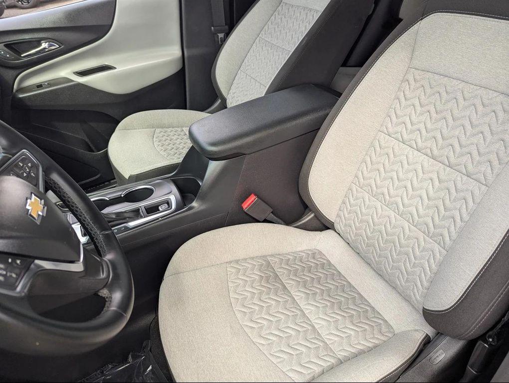 used 2024 Chevrolet Equinox car, priced at $21,999